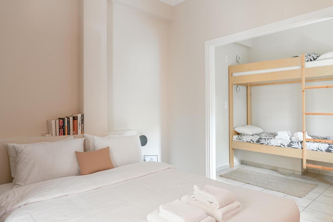 Circle Inn Атина Екстериор снимка