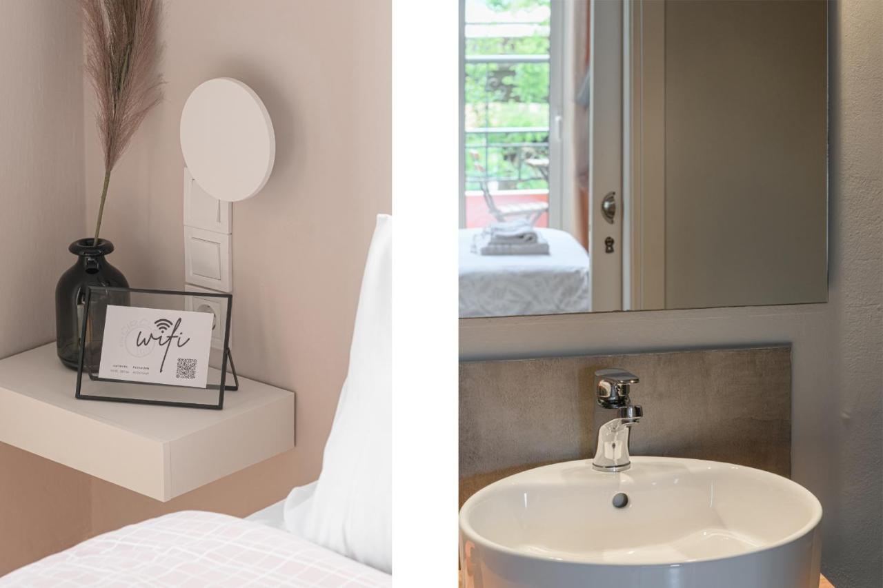 Circle Inn Атина Екстериор снимка