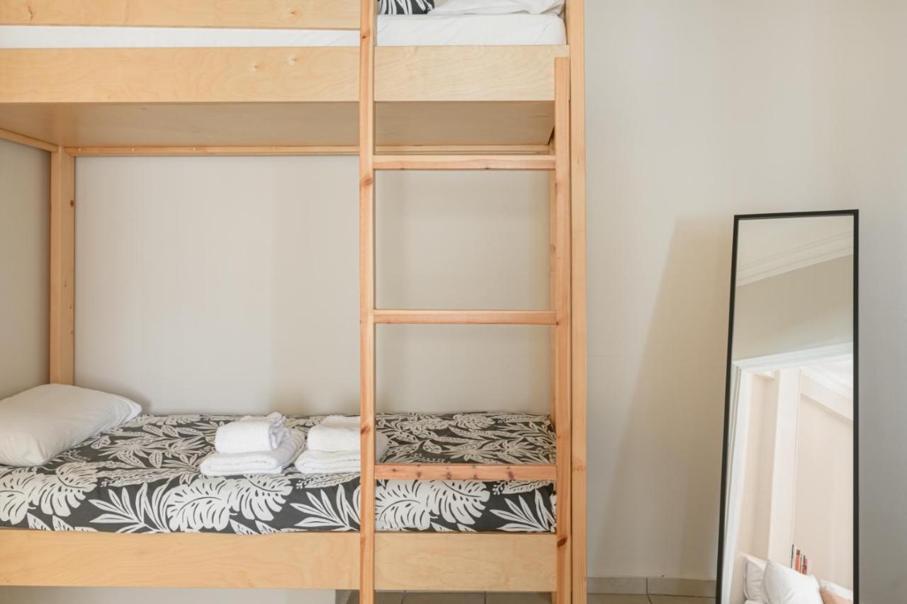 Circle Inn Атина Екстериор снимка